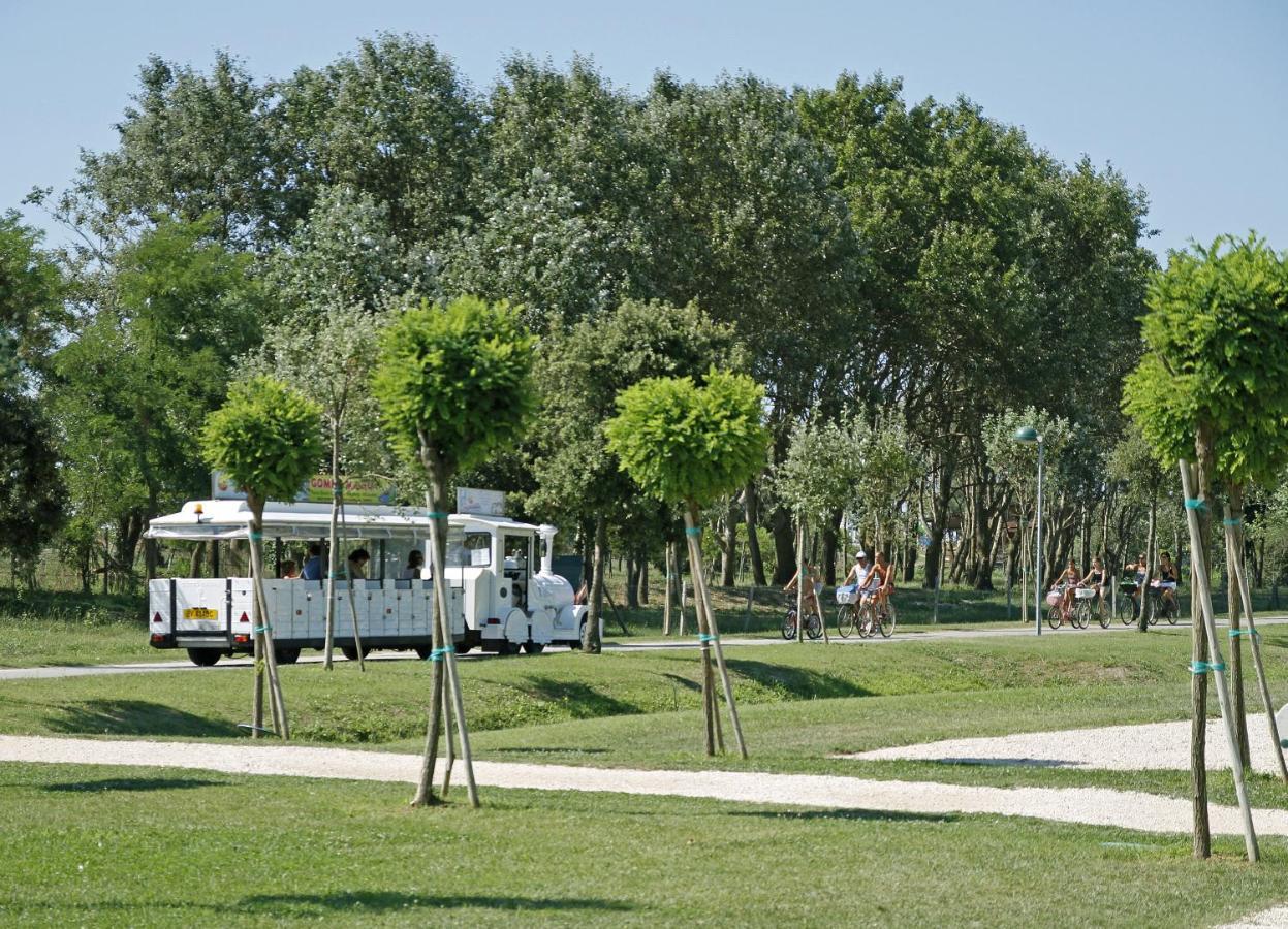 Pioppi Lido Altanea Apartment Caorle Exterior foto